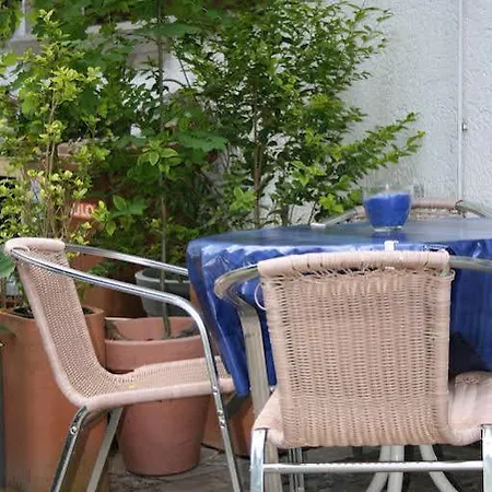 Ferienwohnungen-in-bacharach Apartmán *